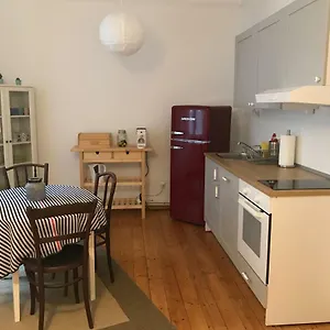 Appartement Wiener Lebensgefuehl Im Herzen Der Josefstadt, Vienne